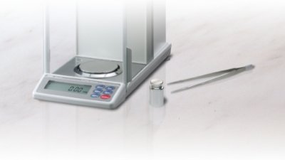 Аналитические весы AND GH-202